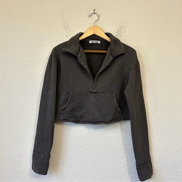 JOAH BROWN Aspen Half Zip Pullover Sweater Cropped in Washed Black - Picture 4 of 11